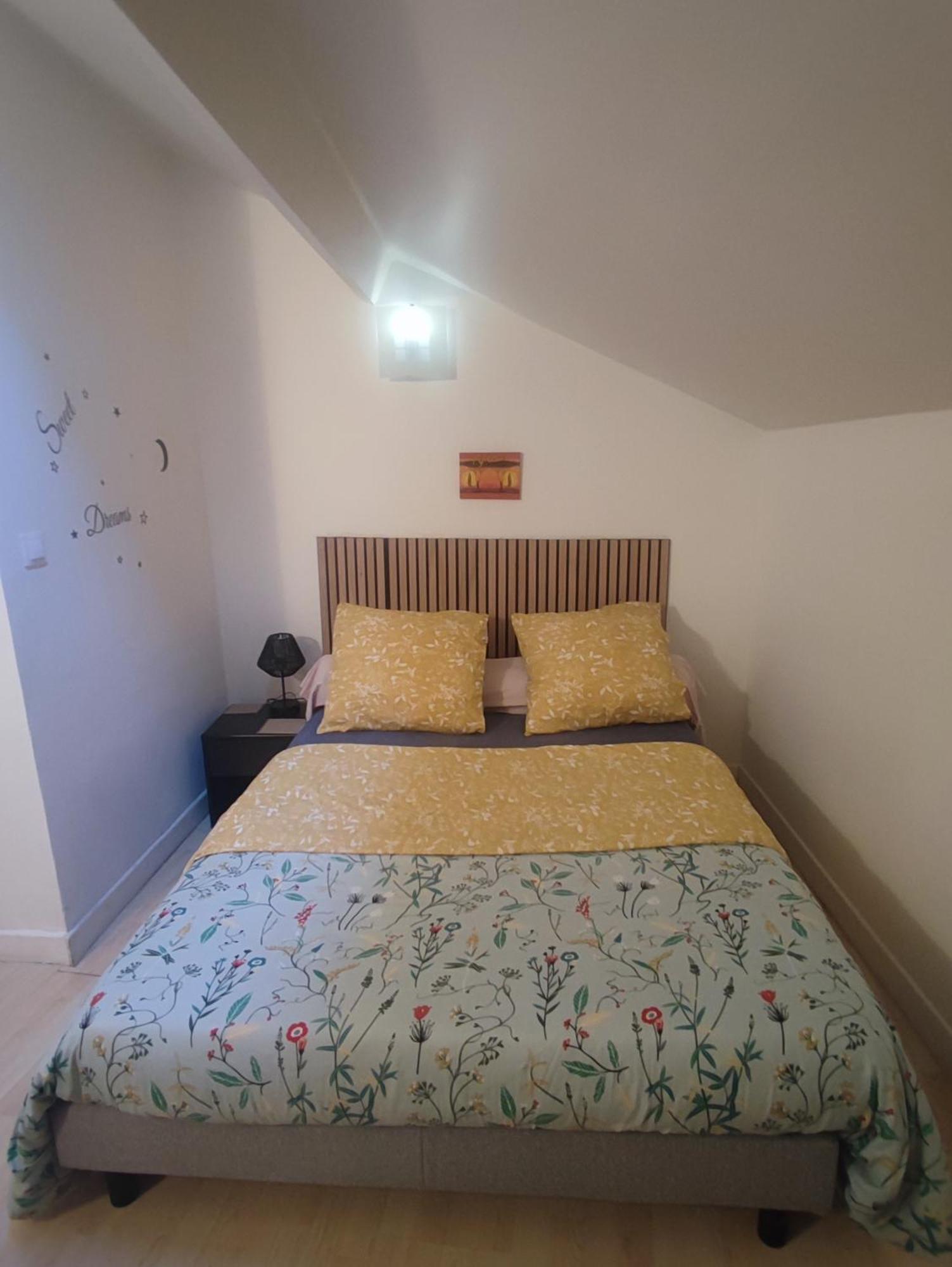 Apartamento Le Calme Bourges Exterior foto